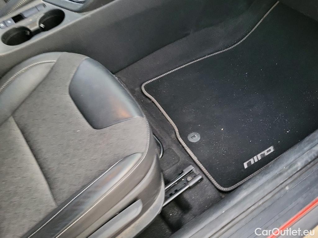  KIA  Niro  Drive 1.6 AT6 E6d #20