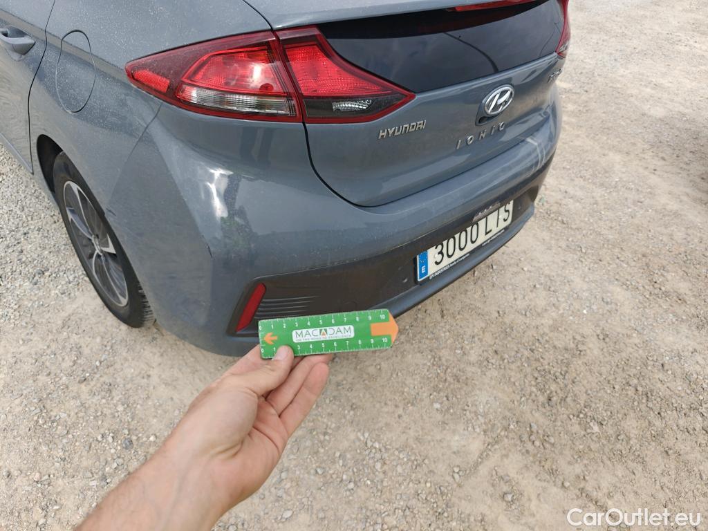  Hyundai   Ioniq HYUNDAI / 2019 / 5P / berlina con portón 1.6 GDI PHEV Klass DCT #27