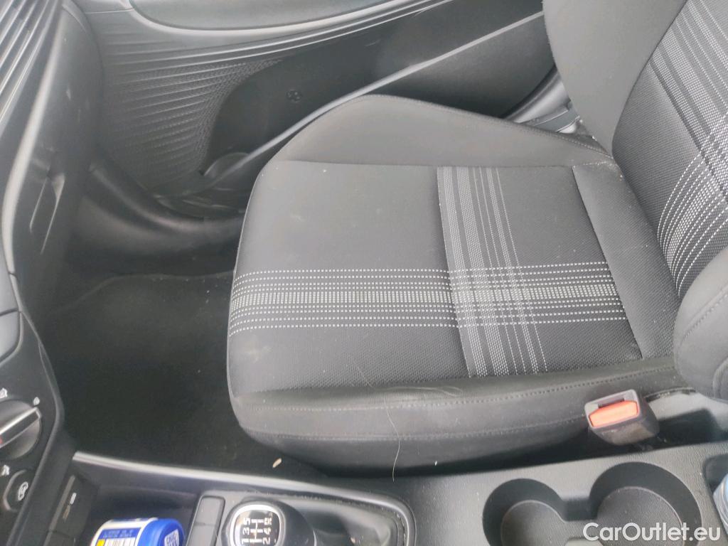  Hyundai  Bayon HYUNDAI  / 2021 / 5P / todoterreno 1.2 MPI Essence #12