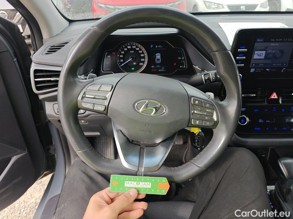  Hyundai   Ioniq HYUNDAI / 2019 / 5P / berlina con portón 1.6 GDI PHEV Klass DCT #24