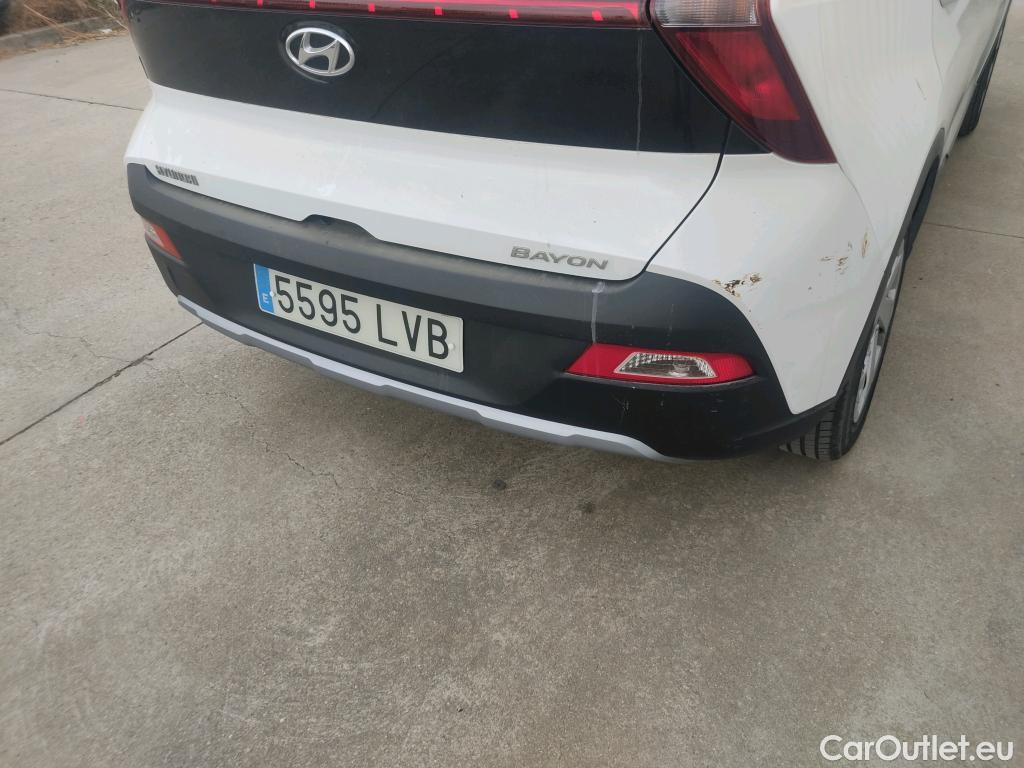  Hyundai  Bayon HYUNDAI  / 2021 / 5P / todoterreno 1.2 MPI Essence #8