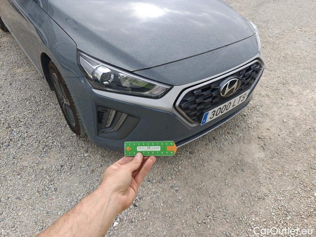  Hyundai   Ioniq HYUNDAI / 2019 / 5P / berlina con portón 1.6 GDI PHEV Klass DCT #31