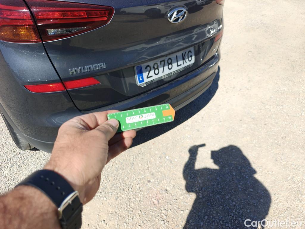  Hyundai  Tucson HYUNDAI  / 2018 / 5P / todoterreno 1.6 CRDI 85kW (116CV) 48V SLE 4X2(SP)(SL) #22