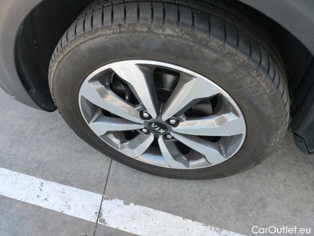  KIA  STONIC KIA  / 2017 / 5P / todoterreno 1.0 T-GDi 74kW (100CV) MHEV iMT Drive #1