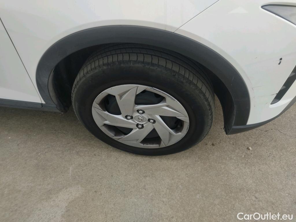  Hyundai  Bayon HYUNDAI  / 2021 / 5P / todoterreno 1.2 MPI Essence #18