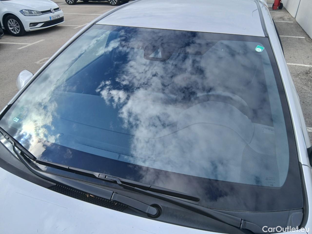  Toyota  Corolla TOYOTA  1.8 125H ACTIVE TECH E-CVT #8