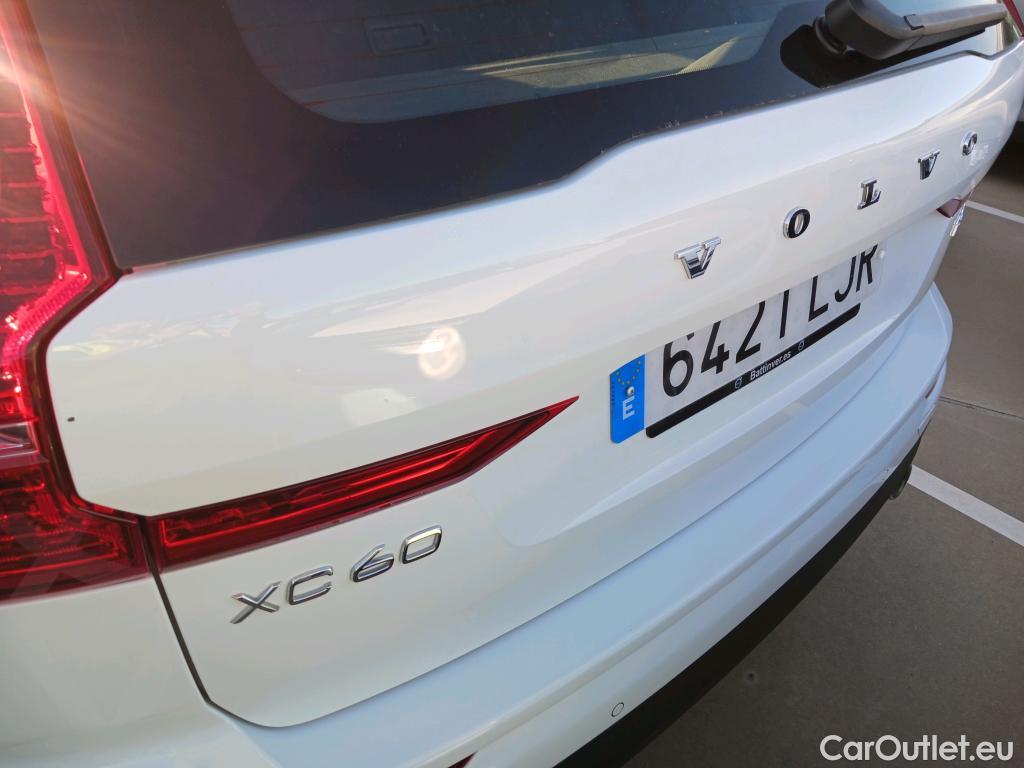  Volvo  XC60  Business Plus Plug-In Hybrid AWD 2.0 T8 Twin Engine 390CV AT8 E6dT #26