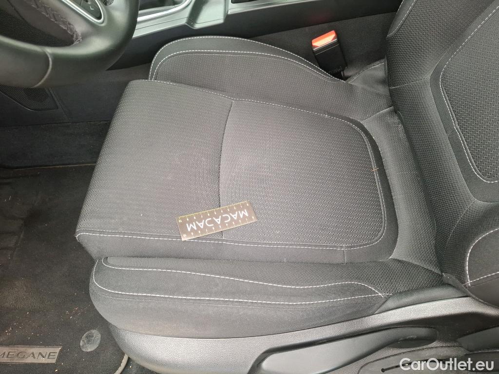  Renault  Megane RENAULT Mégane Berline / 2020 / 5P / Berline Business Blue dCi 115 #20