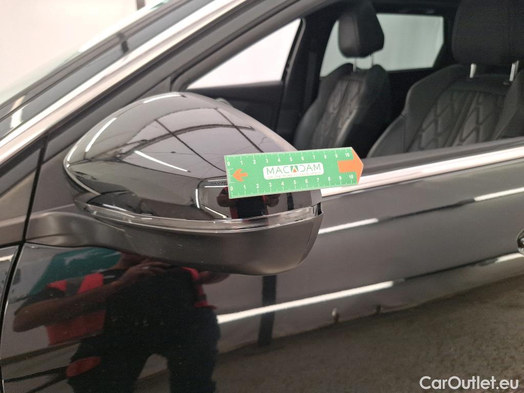  Peugeot  5008  GT Line 1.5 HDi 130CV BVA8 E6dT #64