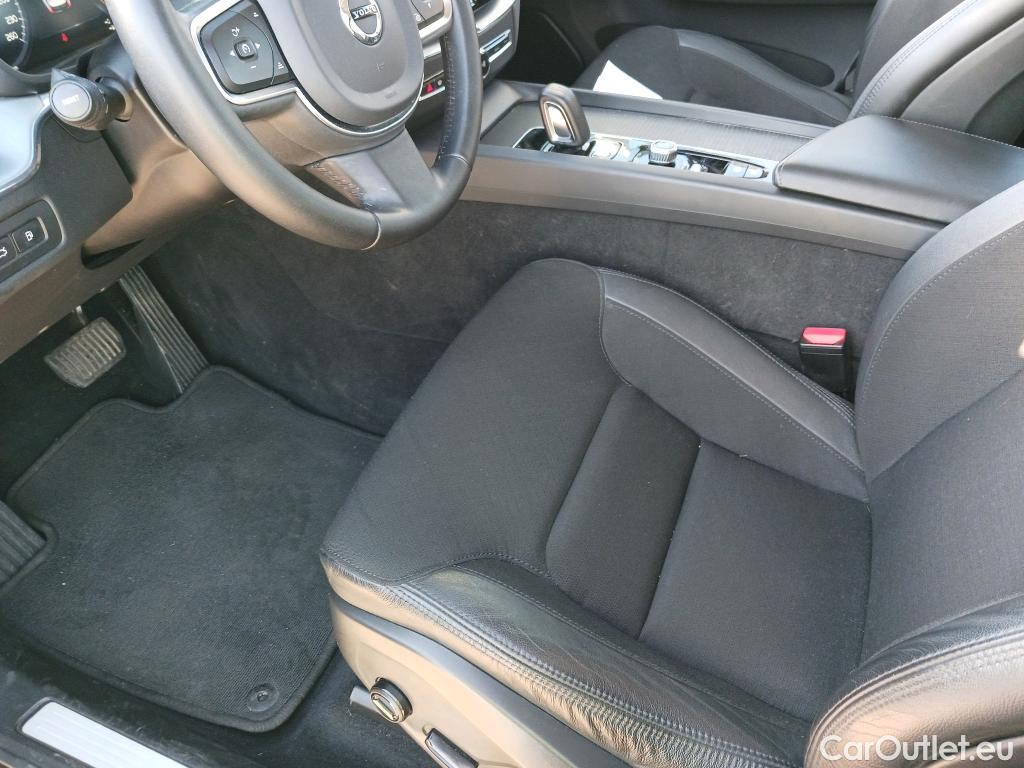  Volvo  XC60  Business Plus Plug-In Hybrid AWD 2.0 T8 Twin Engine 390CV AT8 E6dT #23