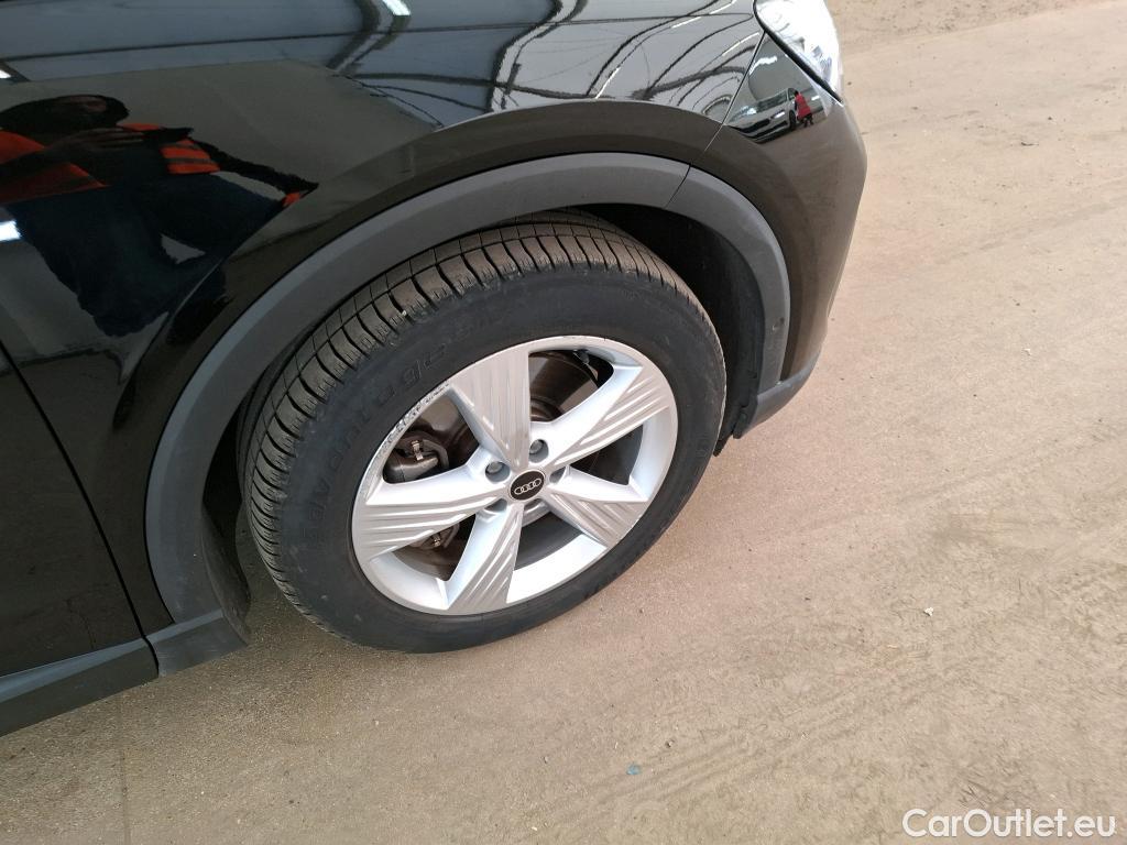  Audi  Q4 E-Tron  40 e-tron Executive 82kWh BVA #6
