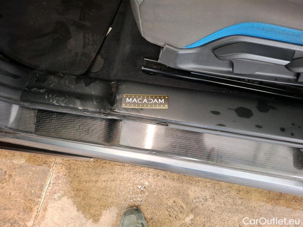  Bmw  I3  BMW / 2017 / 5P / Berline 120 Ah iLife Atelier #1