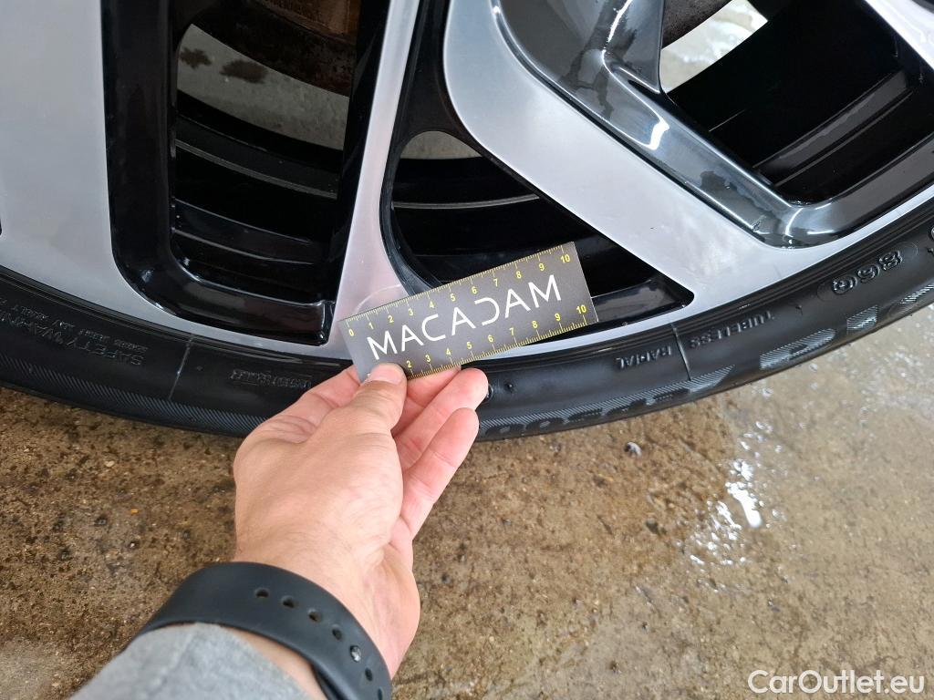  Bmw  I3  BMW / 2017 / 5P / Berline 120 Ah iLife Atelier #39