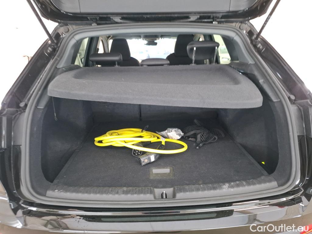  Audi  Q4 E-Tron  40 e-tron Executive 82kWh BVA #3