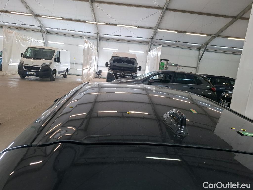  Toyota  Corolla TOYOTA  / 2018 / 5P / Berline Hybride 122h Dynamic Business Stage Acad #7