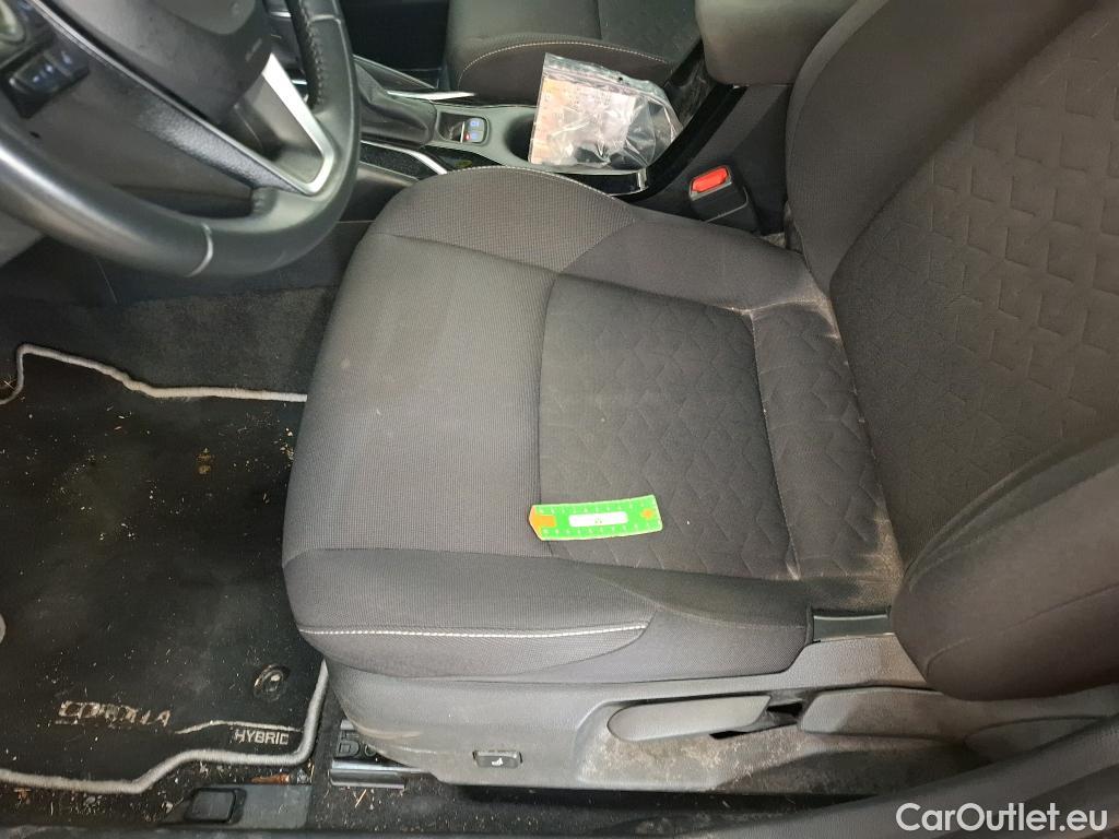  Toyota  Corolla TOYOTA  / 2018 / 5P / Berline Hybride 122h Dynamic Business Stage Acad #29