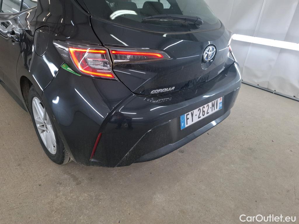  Toyota  Corolla TOYOTA  / 2018 / 5P / Berline Hybride 122h Dynamic Business Stage Acad #8