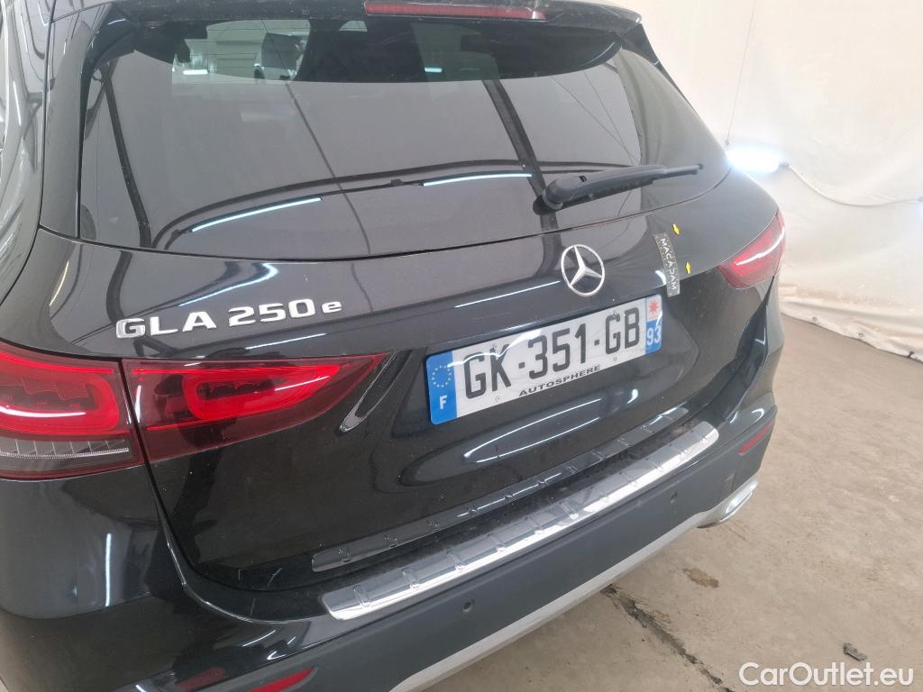  Mercedes  GLA MERCEDES-BENZ  / 2020 / 5P / SUV 1.3  250 e BUSINESS LINE DCT #3