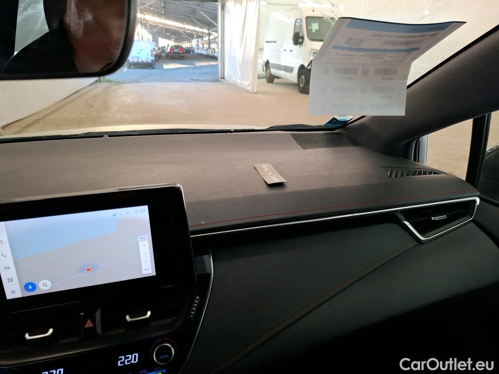  Toyota  Corolla TOYOTA  / 2018 / 5P / Berline Hybride 184h Collection #1