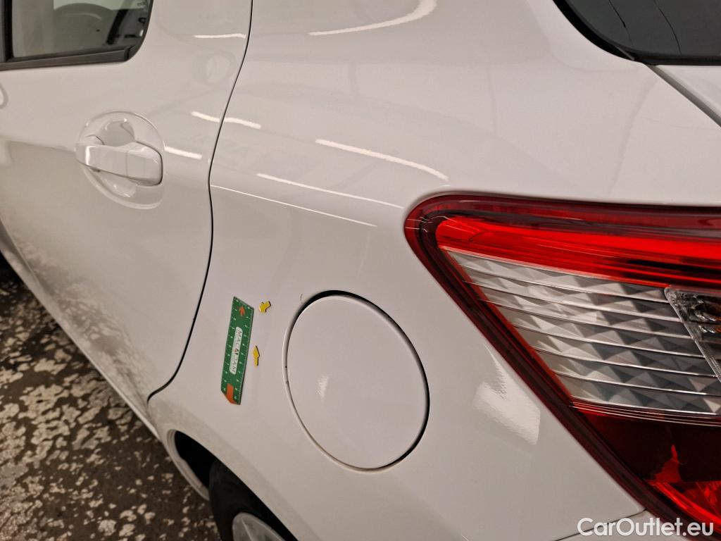  Toyota  Yaris TOYOTA  Hybride 5p Berline 1.5 VVT-I HYBRID France Business #23
