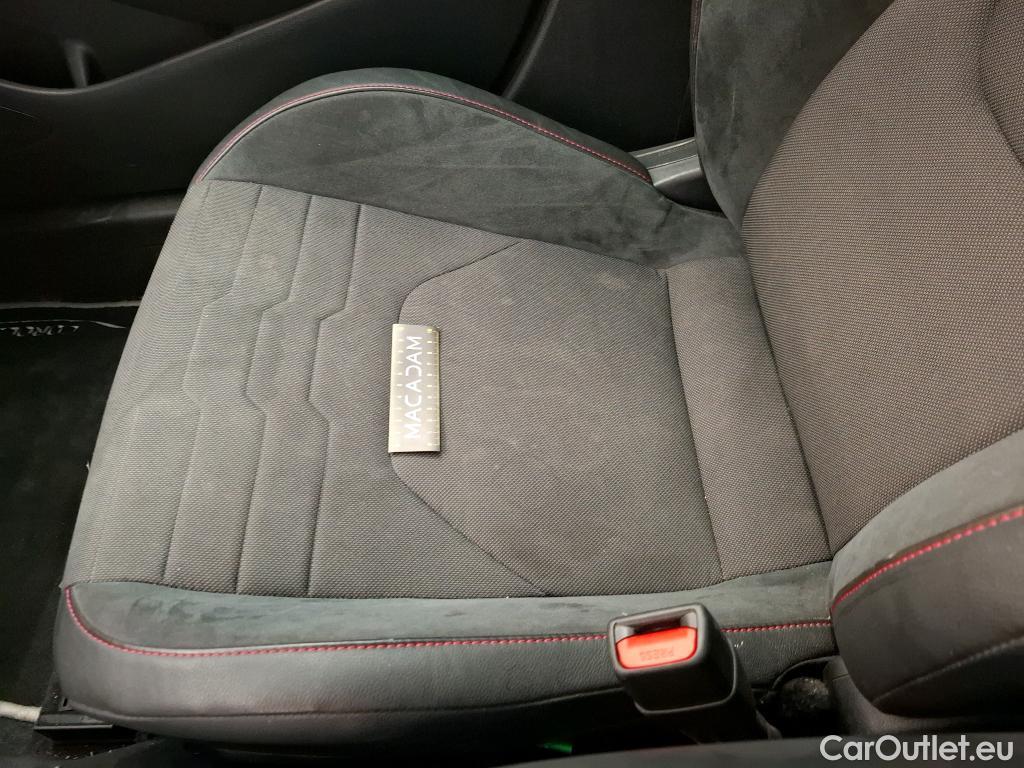  Toyota  Corolla TOYOTA  / 2018 / 5P / Berline Hybride 184h Collection #36