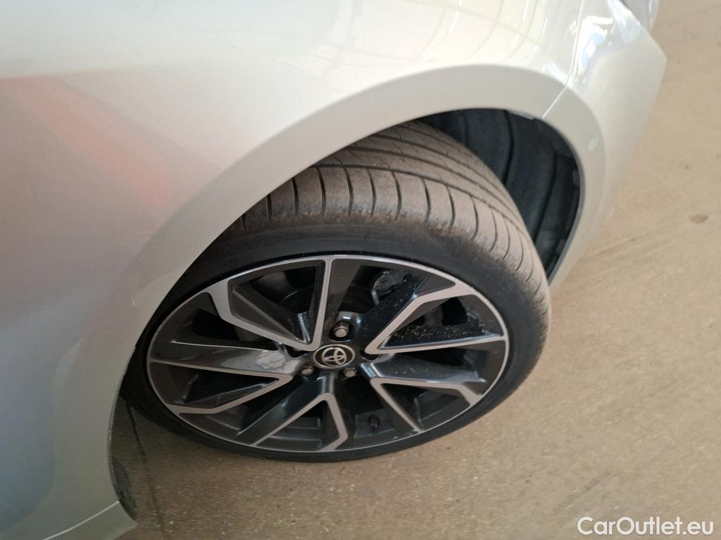  Toyota  Corolla TOYOTA  / 2018 / 5P / Berline Hybride 184h Collection #11