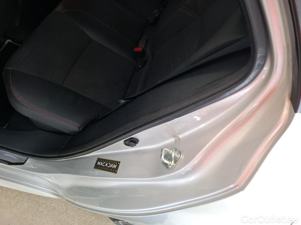  Toyota  Corolla TOYOTA  / 2018 / 5P / Berline Hybride 184h Collection #24