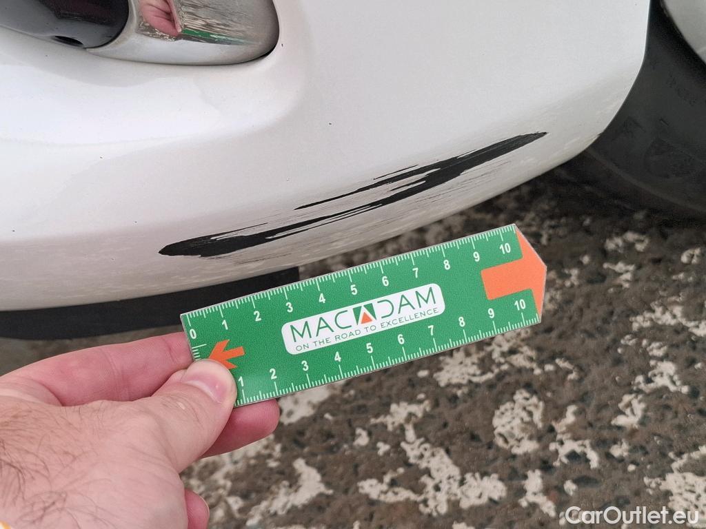  Toyota  Yaris TOYOTA  Hybride 5p Berline 1.5 VVT-I HYBRID France Business #19