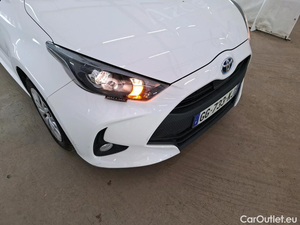  Toyota  Yaris TOYOTA  Hybride / 2019 / 5P / Berline Hybride 116h Dynamic Business Beyond Zer #24