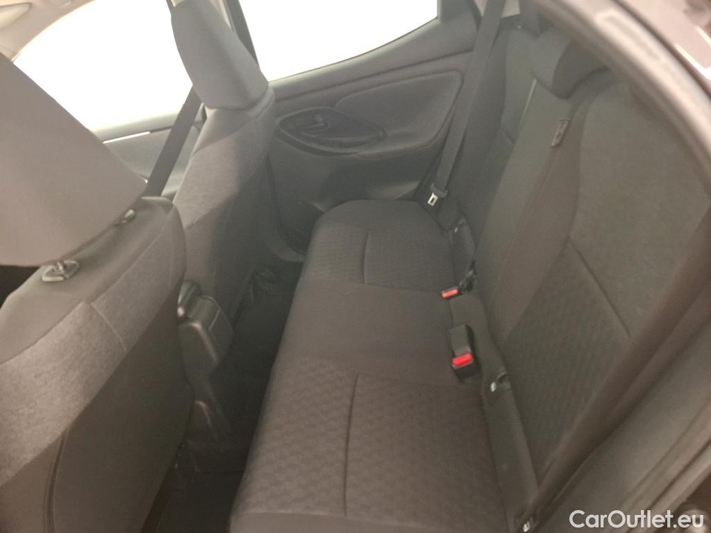  Toyota  Yaris TOYOTA  Hybride / 2019 / 5P / Berline Hybride 116h Design #6