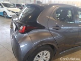  Toyota  Yaris TOYOTA  / 2020 / 5P / BERLINA HYBRID BUSINESS MY20 #53