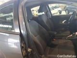 Toyota  Yaris TOYOTA  / 2020 / 5P / BERLINA HYBRID BUSINESS MY20 #109