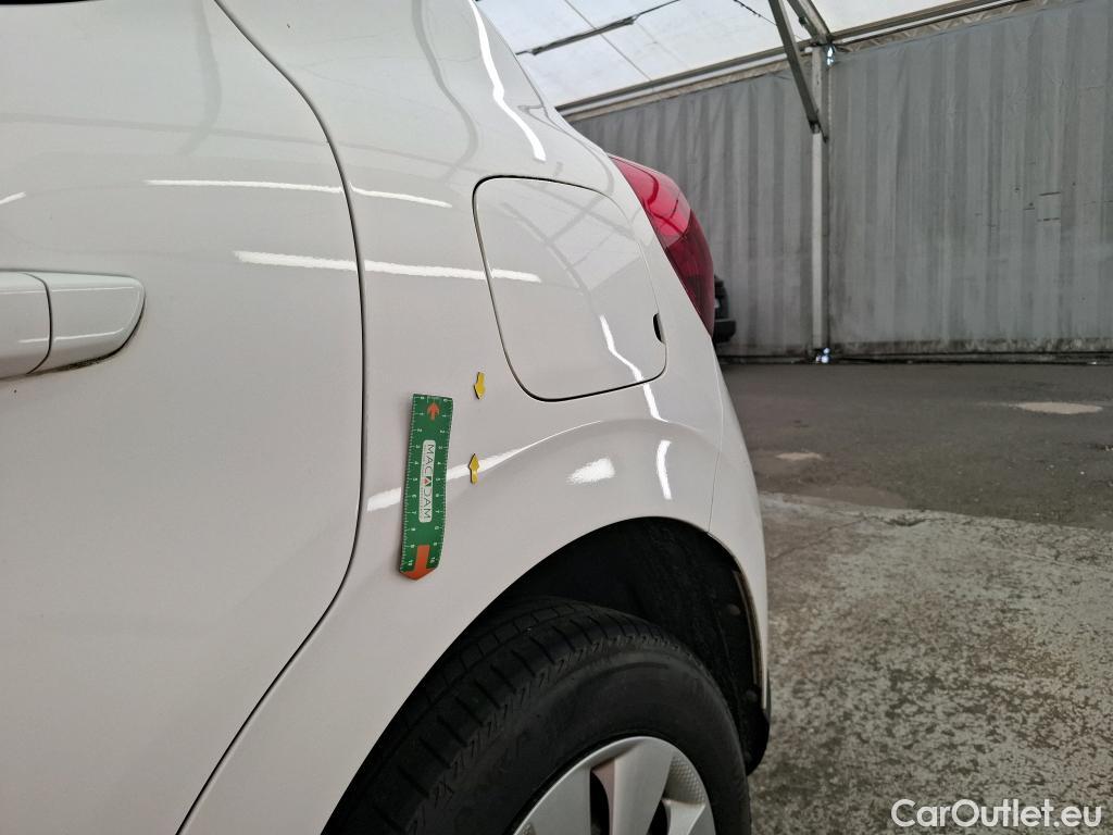  Citroen  C3  Feel Business 1.2 PureTech 80CV BVM5 E6d #12