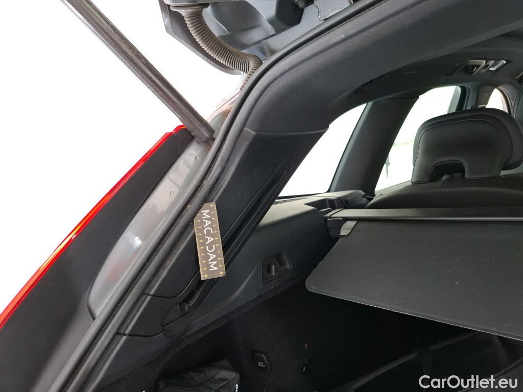 Volvo  XC60  R-Design Recharge Plug-In Hybrid AWD 2.0 255CV BVA8 #18