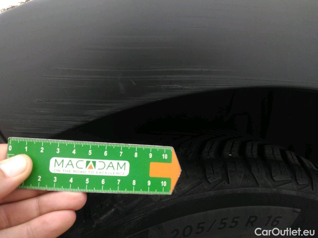  Citroen  C3  Société Feel 1.5 BlueHDI 100CV BVM5 E6dT #35