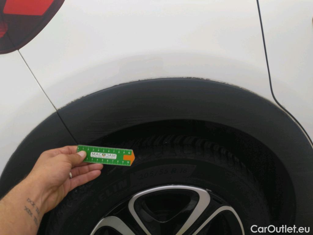  Citroen  C3  Société Feel 1.5 BlueHDI 100CV BVM5 E6dT #34