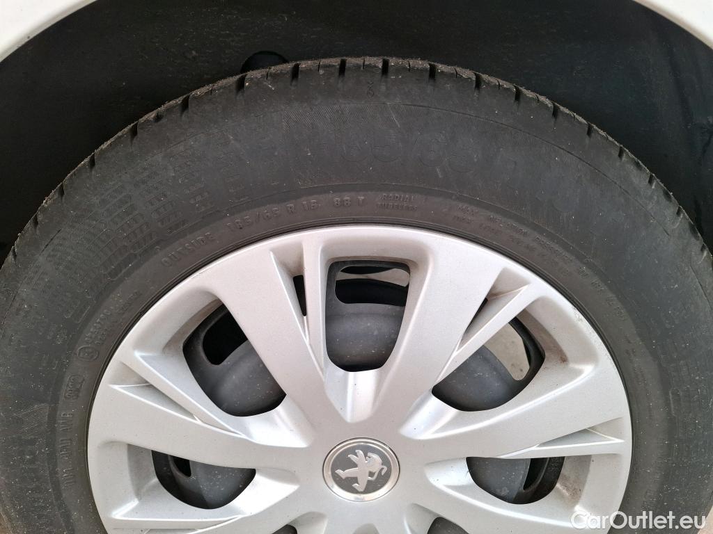  Peugeot  208  Active 1.2 PureTech 80CV BVM5 E6 #16