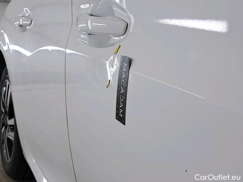  Peugeot  208  Allure Business 1.2 PureTech 100CV BVM6 E6d #24