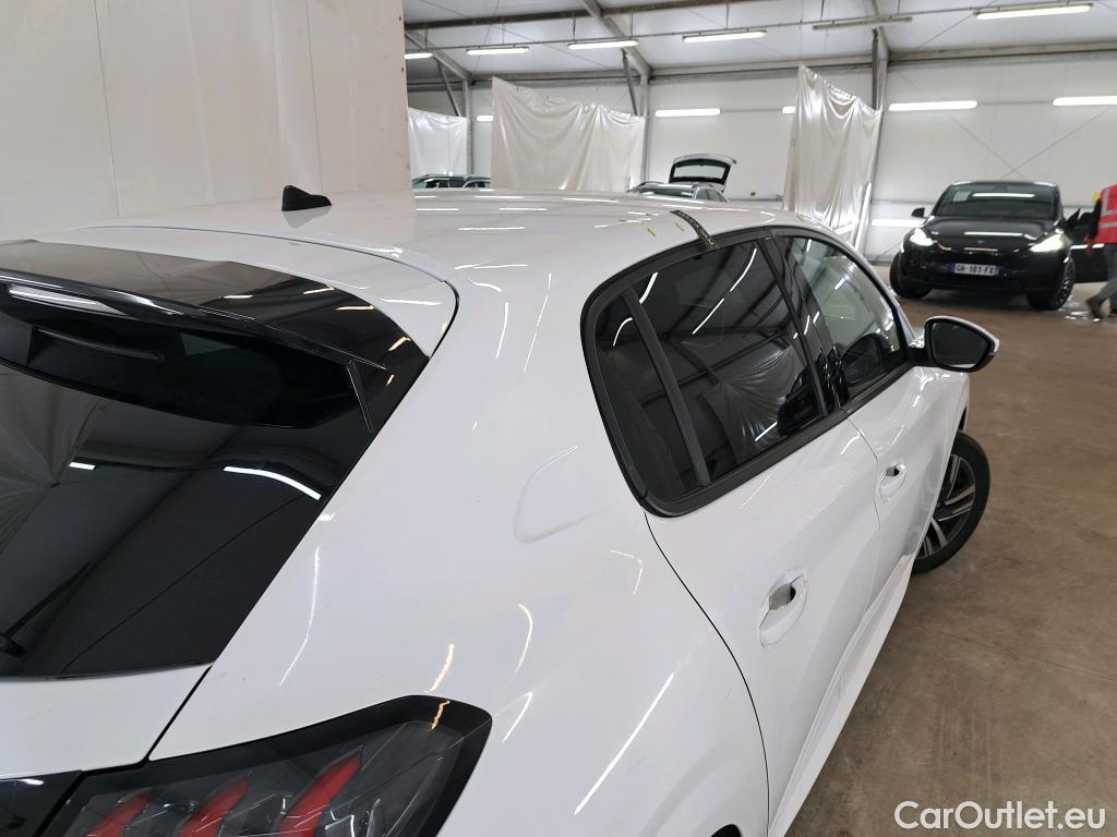  Peugeot  208  Allure Business 1.2 PureTech 100CV BVM6 E6d #17
