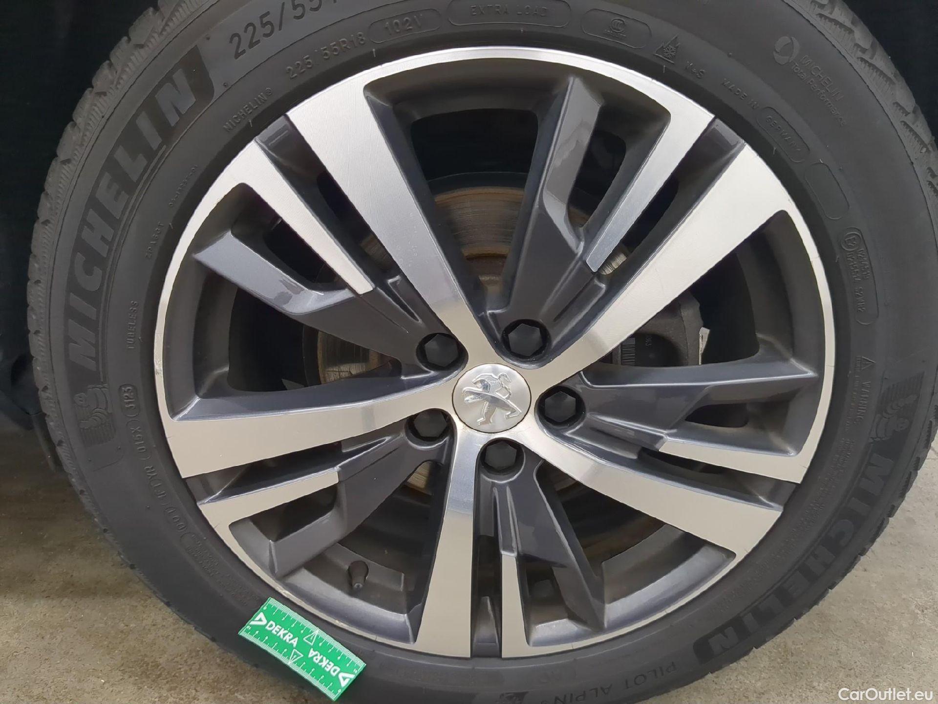  Peugeot  5008  Allure Pack 2.0 HDi 175CV BVA8 7 Sieges E6d #14