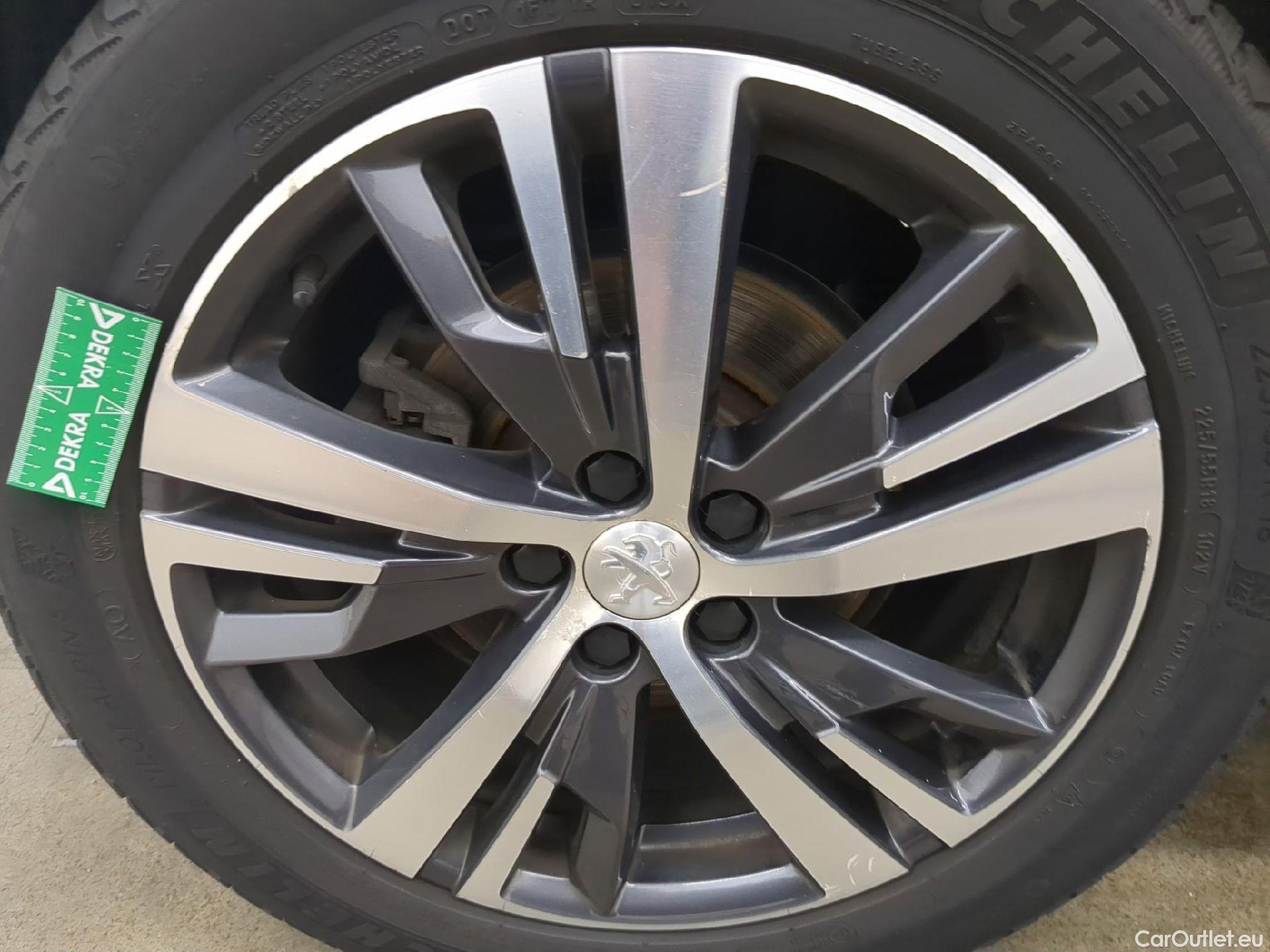  Peugeot  5008  Allure Pack 2.0 HDi 175CV BVA8 7 Sieges E6d #15