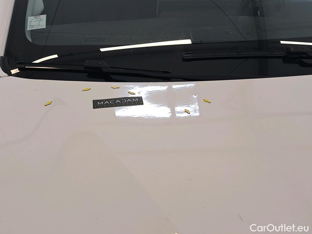  Peugeot  208  Allure Business 1.2 PureTech 100CV BVM6 E6d #10