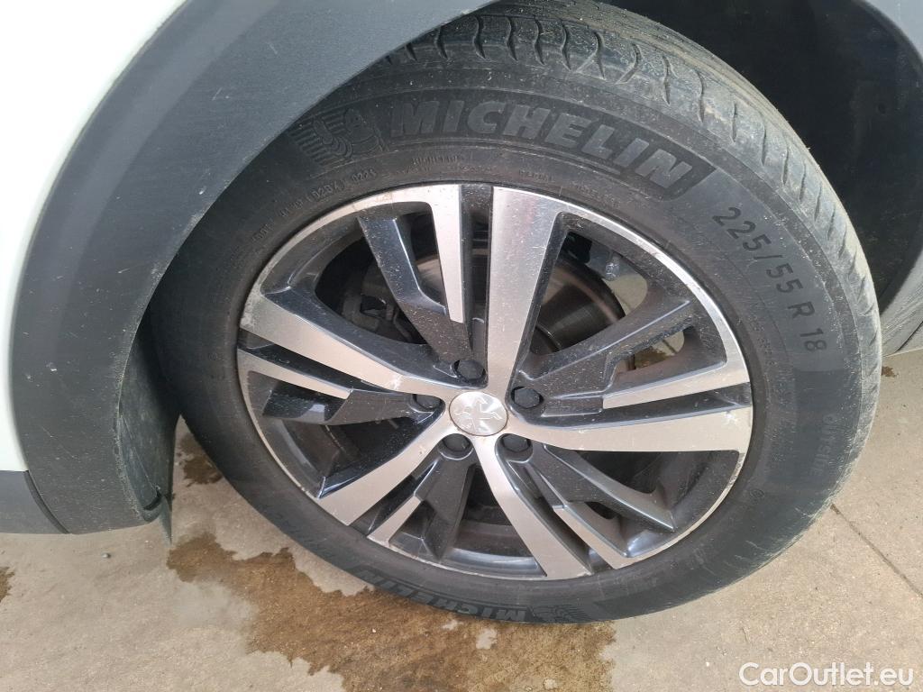  Peugeot  3008  Allure 1.2 PureTech 130CV BVM6 E6 #7