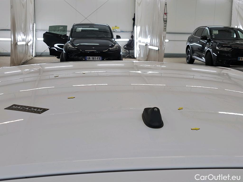  Peugeot  208  Allure Business 1.2 PureTech 100CV BVM6 E6d #3