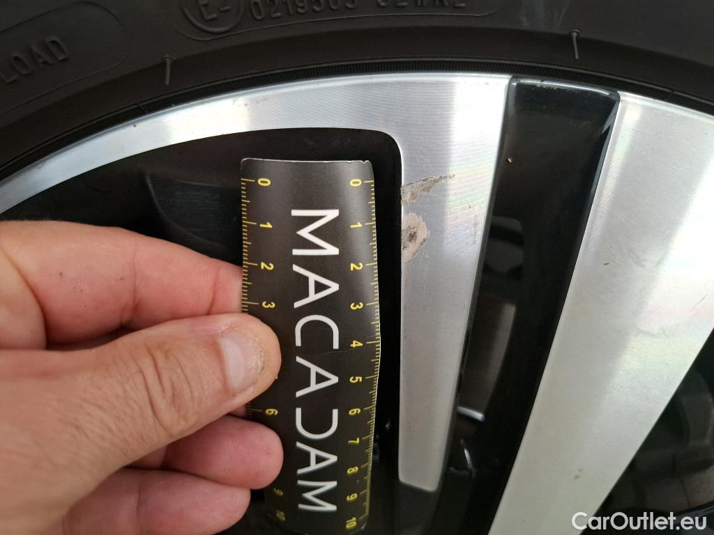  Peugeot  3008  GT 1.2 PureTech 130CV BVM6 E6d #36
