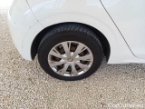  Peugeot  208 PEUGEOT  / 2015 / 5P / BERLINA VAN ACTIVE BLUEHDI 100CV #104