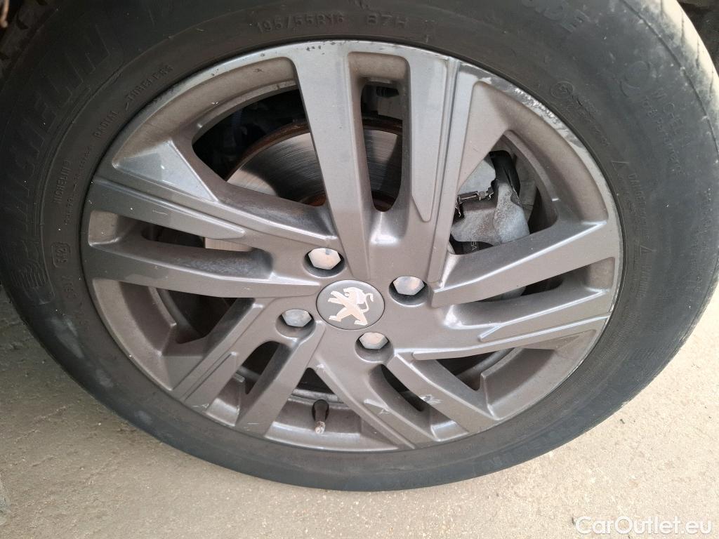  Peugeot  208  Active Business 1.5 HDi 100CV BVM6 E6d #16