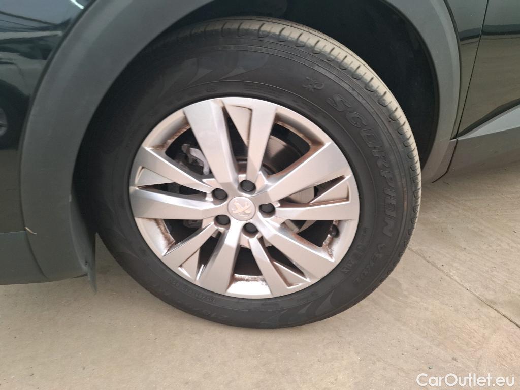  Peugeot  3008  II Active Pack 1.2 PureTech 130CV BVA8 E6d #18