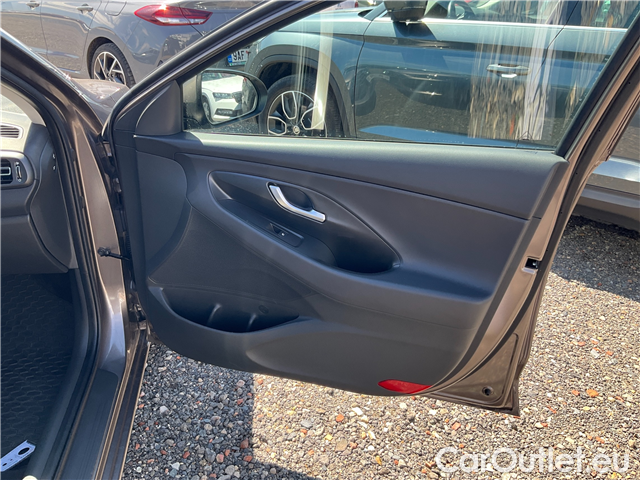  Hyundai  i30  kom.1.0TGDI Family Smart #9