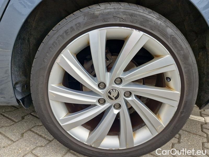  Skoda  Octavia  Combi (NX3)(2020) Oct.Combi 2.0TDI 85 Style #7